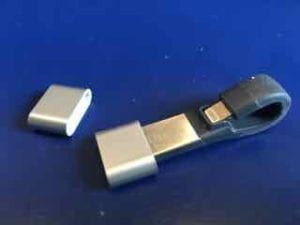 SanDisk iXpand with cap
